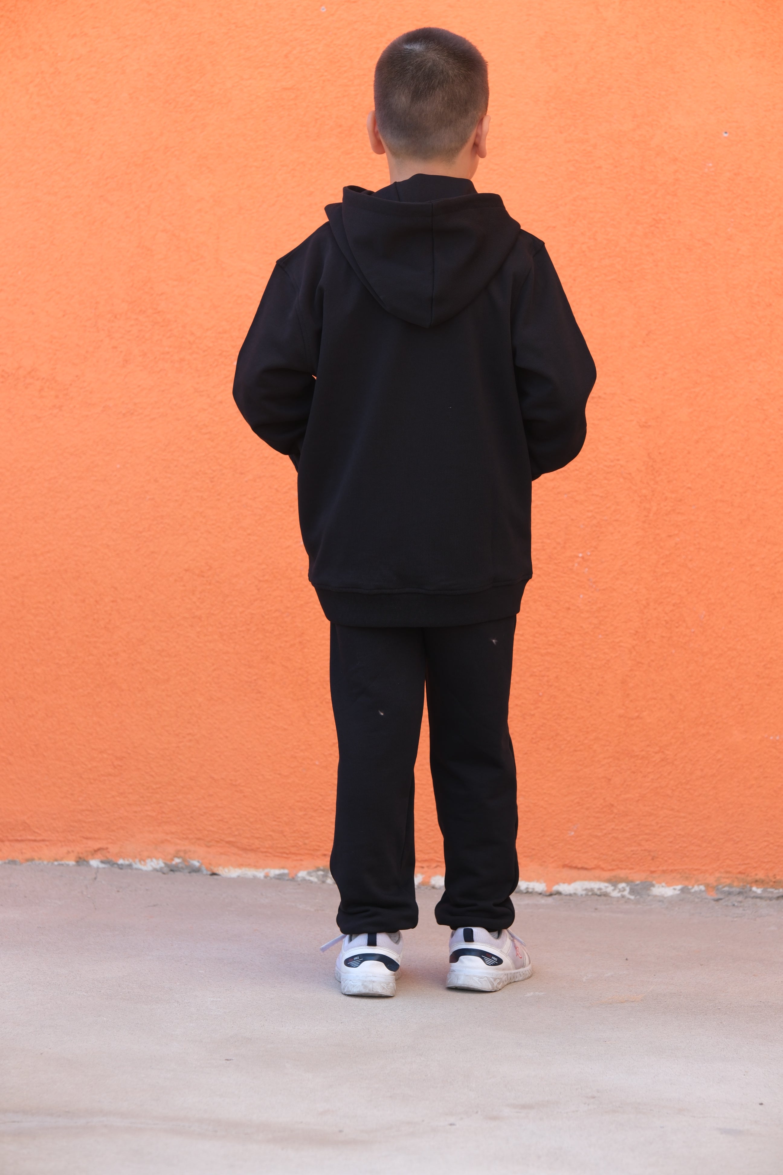 Schwarzer Zip Hoodie für Kinder Thumbnail